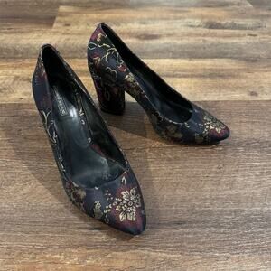 Antonio Melani Embroidered Silk Floral Block Pumps Heels Gold Glam Sz 8.5